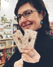 Carica l'immagine nel visualizzatore di Gallery, Pins Femministe