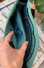Carica l'immagine nel visualizzatore di Gallery, Slang - Borsetta Smeraldo Nylon