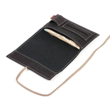 Carica l'immagine nel visualizzatore di Gallery, Porta tabacco in sughero deluxe - Nero