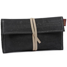 Carica l'immagine nel visualizzatore di Gallery, Porta tabacco in sughero deluxe - Nero