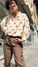 Carica l'immagine nel visualizzatore di Gallery, Compania Fantastica - Camicia Lumache
