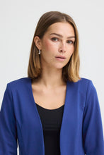 Carica l'immagine nel visualizzatore di Gallery, Ichi - Giacca Kate corta elasticizzata blu royal
