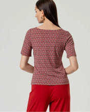 Carica l'immagine nel visualizzatore di Gallery, Surkana - Maglia Medaglioni Floreali Rosso
