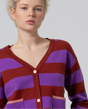 Carica l&#39;immagine nel visualizzatore di Gallery, Surkana - Cardigan Righe Viola e Cotto
