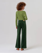 Carica l'immagine nel visualizzatore di Gallery, Surkana - Pantalone Velluto Verde
