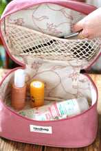 Carica l&#39;immagine nel visualizzatore di Gallery, Hindbag - Beautycase Vanità Salvia
