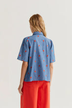 Carica l'immagine nel visualizzatore di Gallery, Compania Fantastica - Camicetta jeans &amp; cuori
