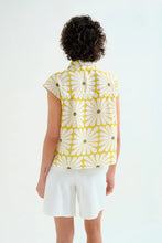 Carica l'immagine nel visualizzatore di Gallery, Compania Fantastica - Camicetta Flower Lime
