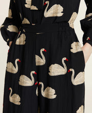 Carica l&#39;immagine nel visualizzatore di Gallery, Pepa Loves - Pantalone coulotte Cigni
