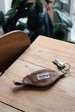 Carica l&#39;immagine nel visualizzatore di Gallery, Hindbag - Portachiavi Banana Blu elettrico
