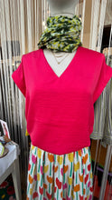 Carica l'immagine nel visualizzatore di Gallery, Ichi - Blusa Fucsia
