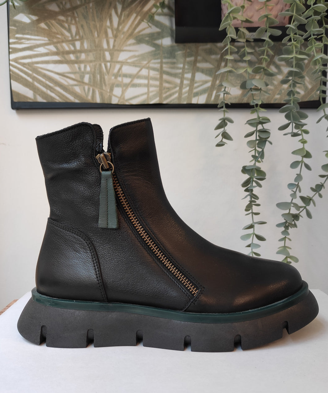 BF - Bueno - Stivaletto nero zeppa (profilo verde) - 37 e 38