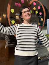 Carica l'immagine nel visualizzatore di Gallery, Ichi - Maglioncino tricot nero e panna
