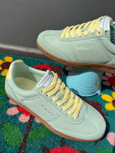 Carica l'immagine nel visualizzatore di Gallery, Yumas - Sneaker Mela
