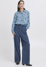 Carica l&#39;immagine nel visualizzatore di Gallery, BYoung - Camicia jeans con ricami
