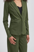 Carica l'immagine nel visualizzatore di Gallery, Ichi - Giacca elasticizzata Kate Verde Oliva
