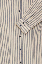 Carica l'immagine nel visualizzatore di Gallery, BYoung - Camicia Ecru righe blu
