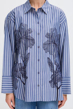 Carica l'immagine nel visualizzatore di Gallery, BYoung - Camicia Maxi Fiori
