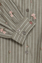Carica l&#39;immagine nel visualizzatore di Gallery, BYoung - Camicia Righe e Fiori

