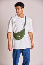 Carica l'immagine nel visualizzatore di Gallery, Hindbag - Borsa mezzaluna canvas - vari colori
